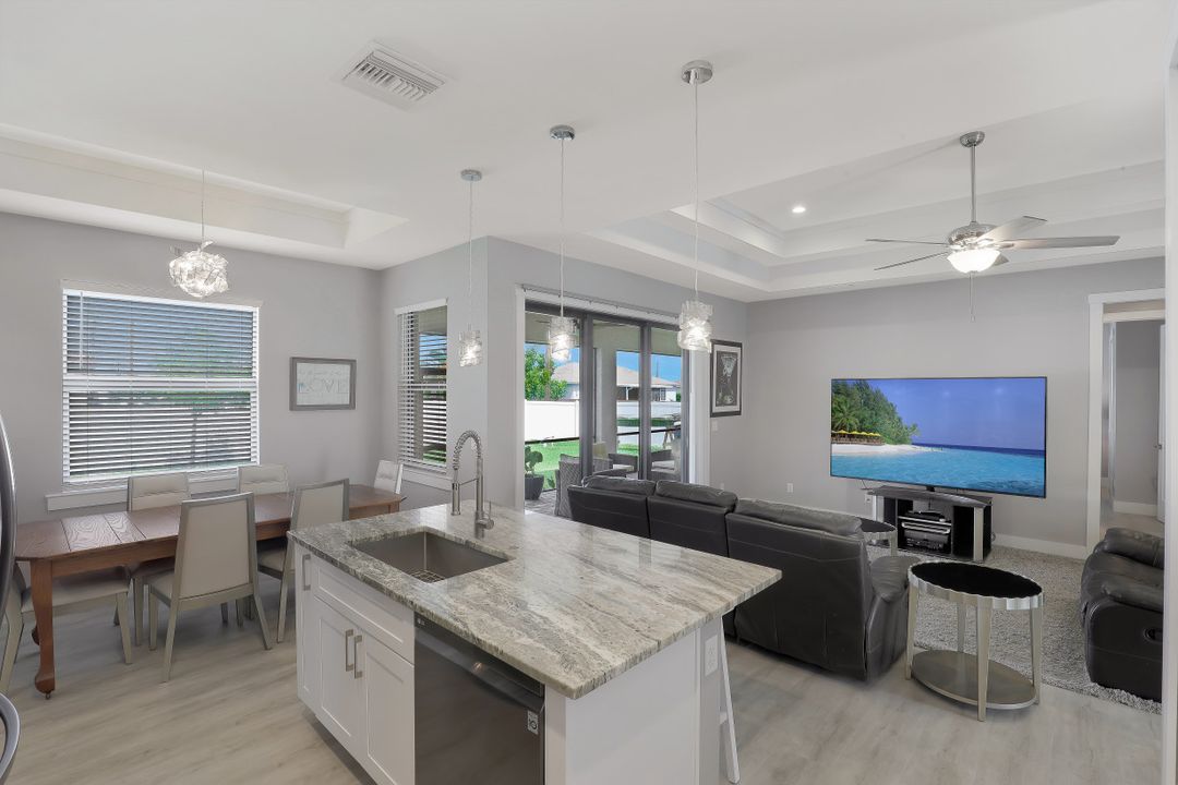 1107 NW 15th St, Cape Coral, FL 33993