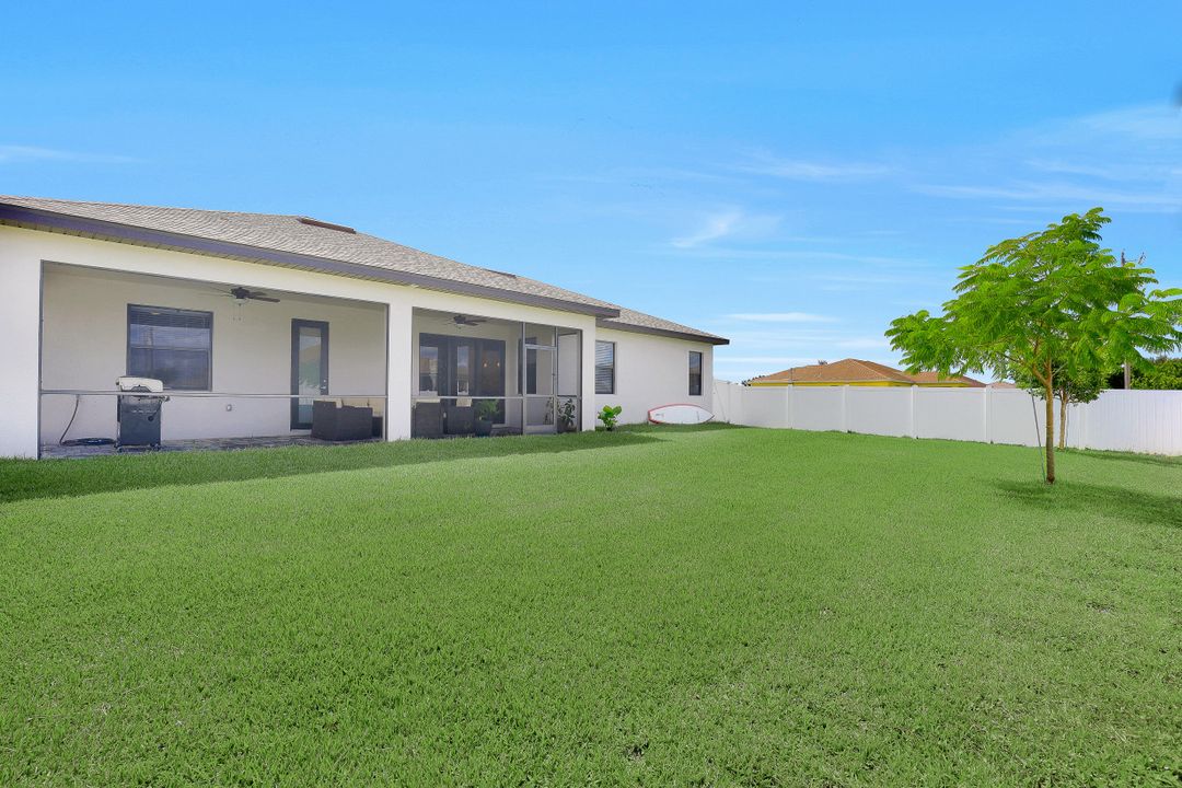 1107 NW 15th St, Cape Coral, FL 33993