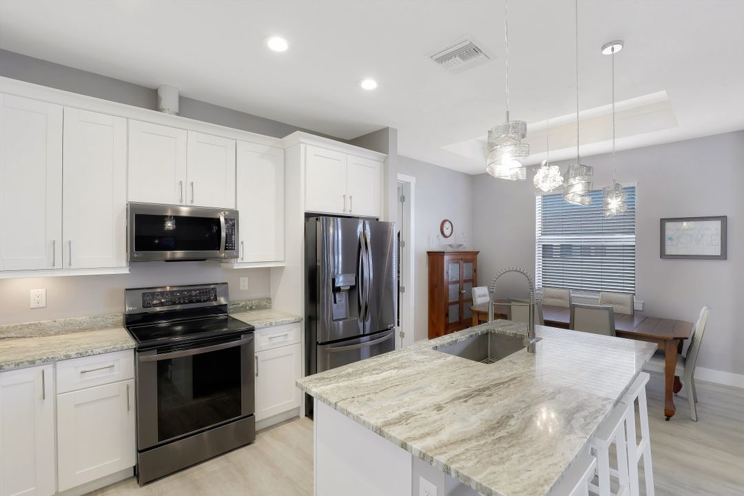 1107 NW 15th St, Cape Coral, FL 33993