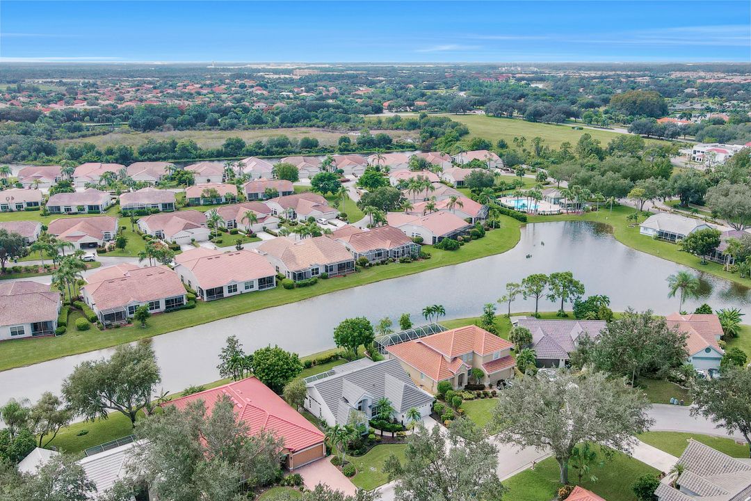 11475 Waterford Village Dr, Fort Myers, FL 33913