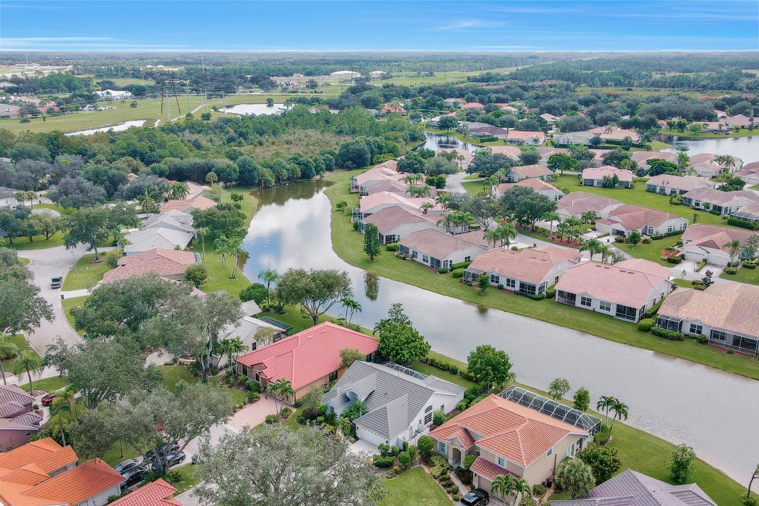 11475 Waterford Village Dr, Fort Myers, FL 33913