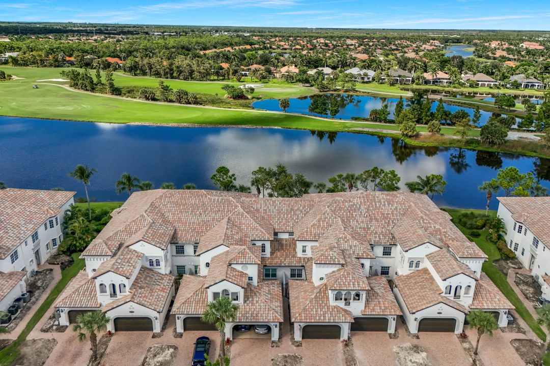 3695 Montreux Ln #101, Naples, FL 34114