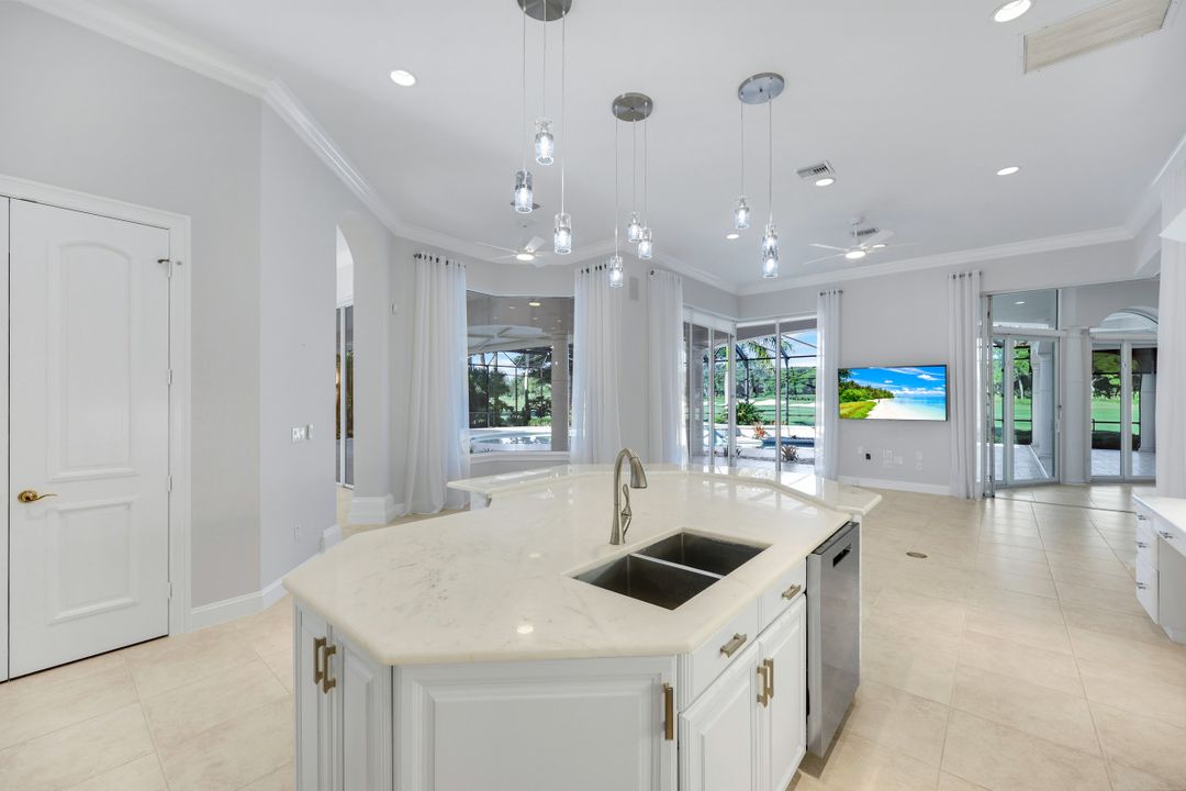 10072 Orchid Ridge Ln, Bonita Springs, FL 34135