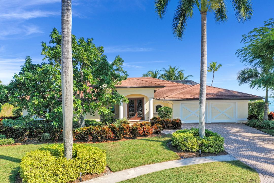 1471 Butterfield Ct, Marco Island, FL 34145