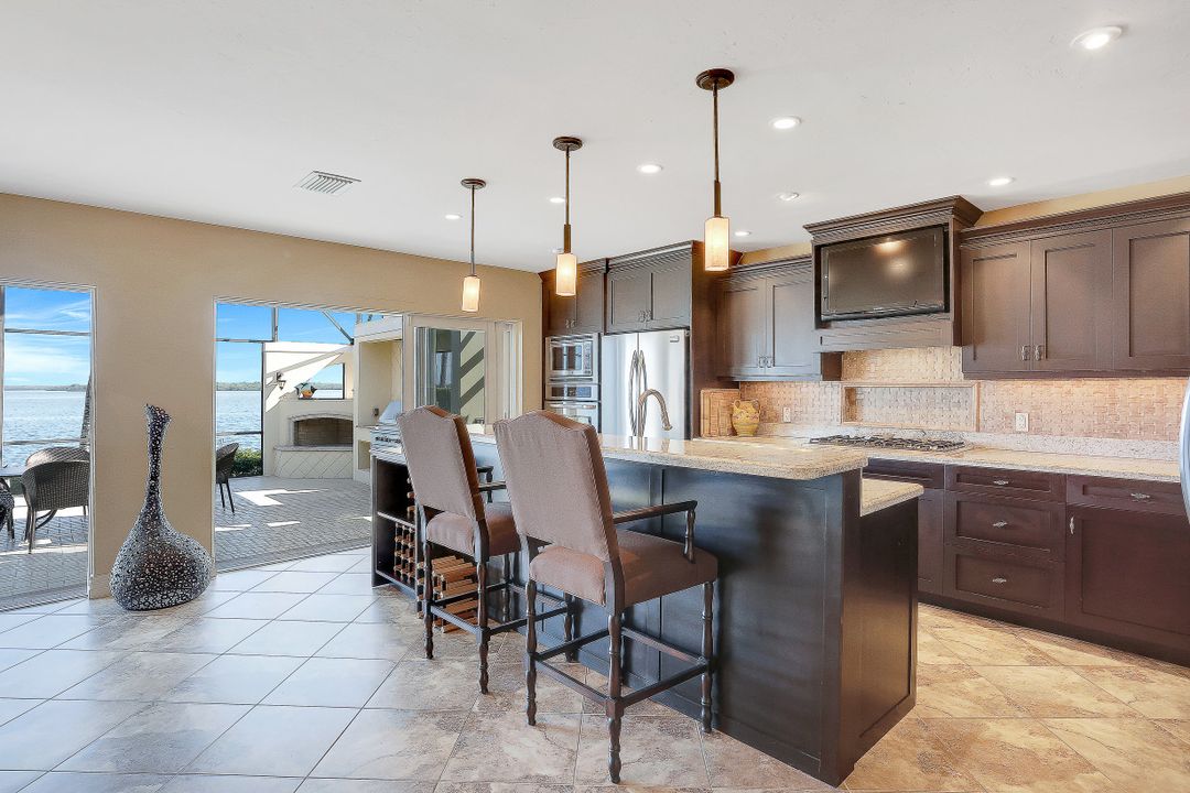 1471 Butterfield Ct, Marco Island, FL 34145