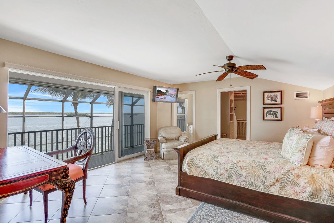 1471 Butterfield Ct, Marco Island, FL 34145