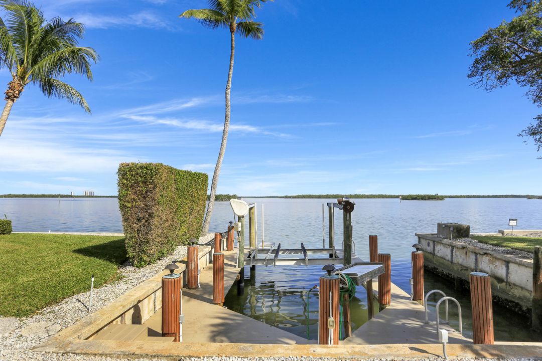 1471 Butterfield Ct, Marco Island, FL 34145