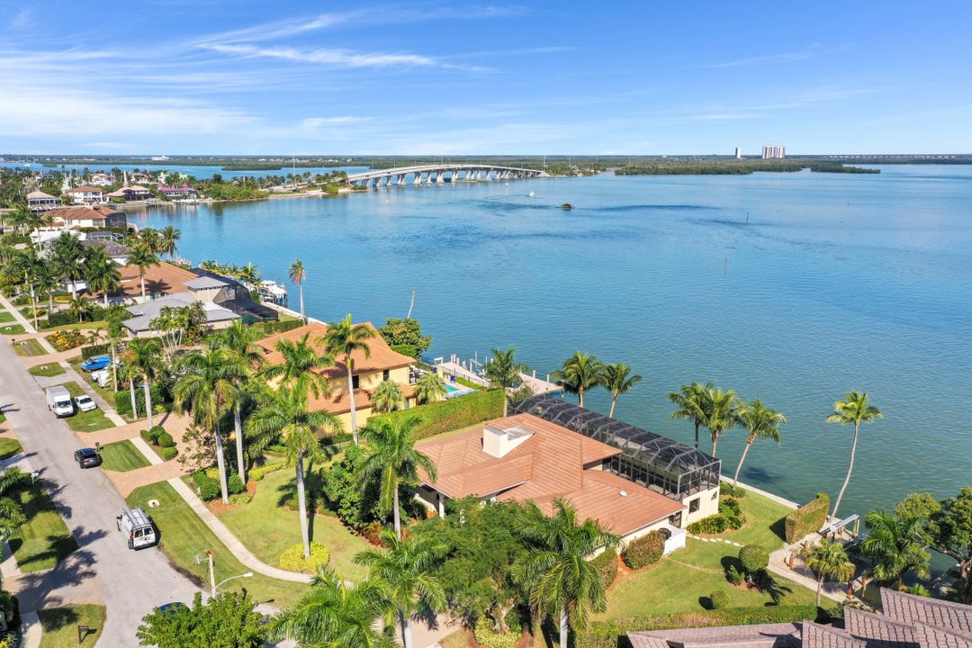 1471 Butterfield Ct, Marco Island, FL 34145