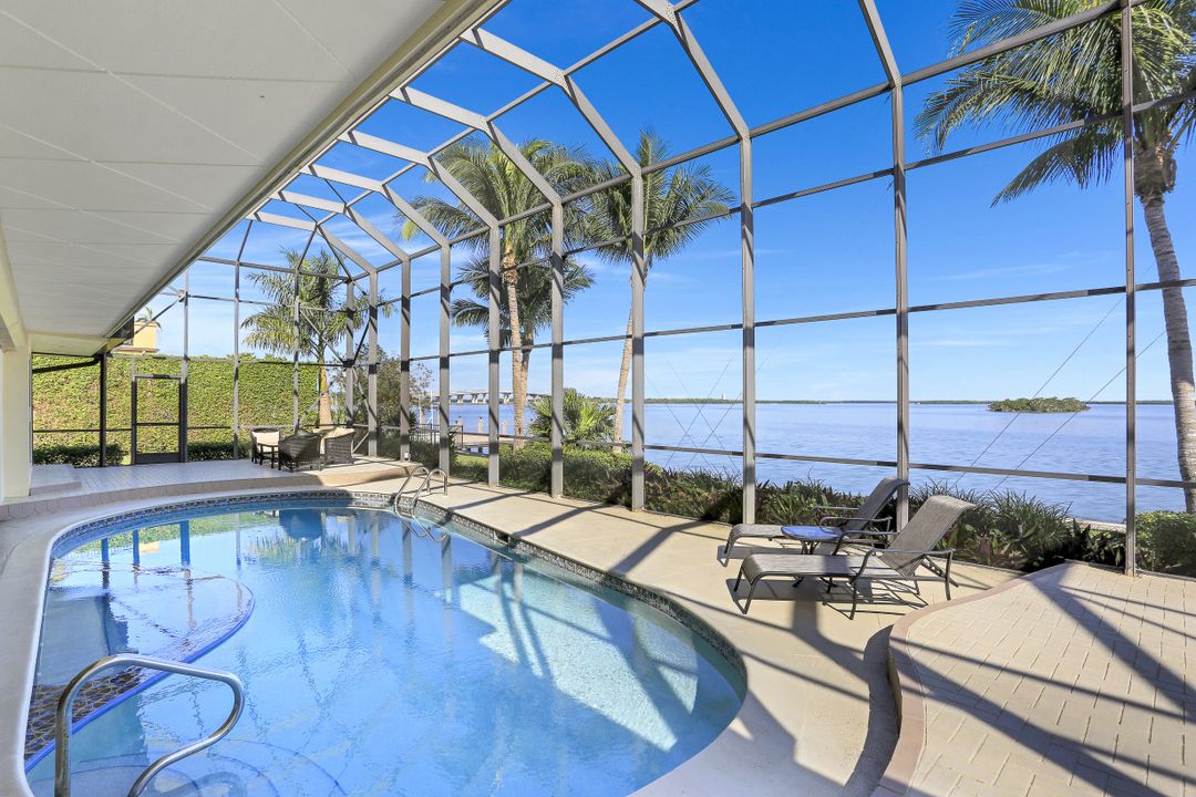 1471 Butterfield Ct, Marco Island, FL 34145