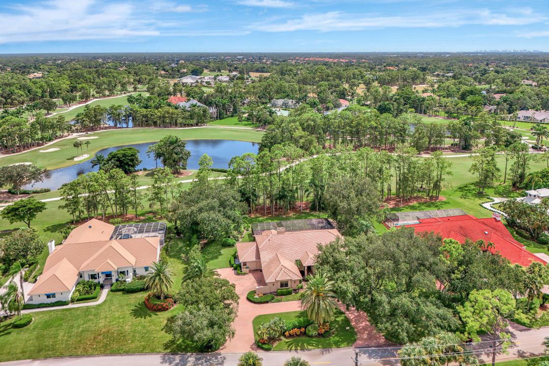 4556 Pond Apple Dr N, Naples, FL 34119