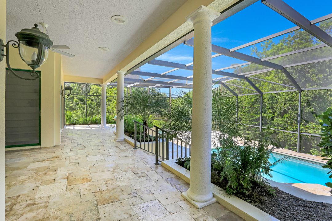 8153 Via Vecchia, Naples, FL 34108
