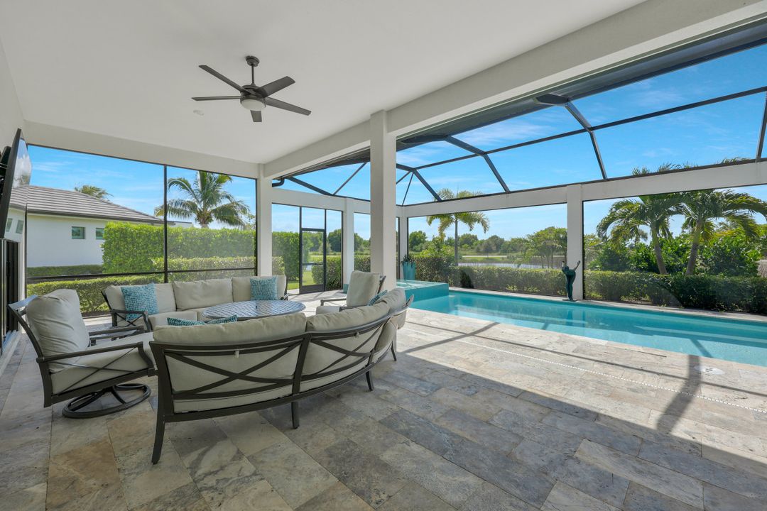 3126 Heather Glen Ct, Naples, FL 34114