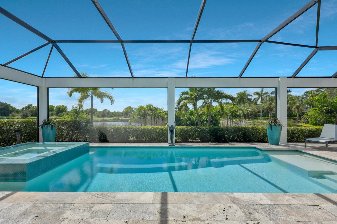 3126 Heather Glen Ct, Naples, FL 34114