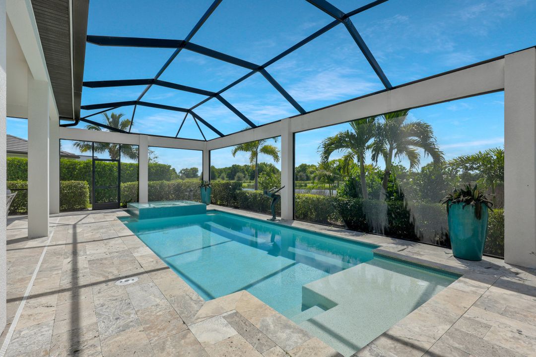 3126 Heather Glen Ct, Naples, FL 34114