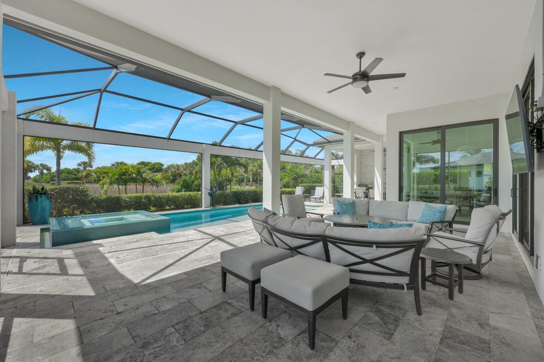3126 Heather Glen Ct, Naples, FL 34114