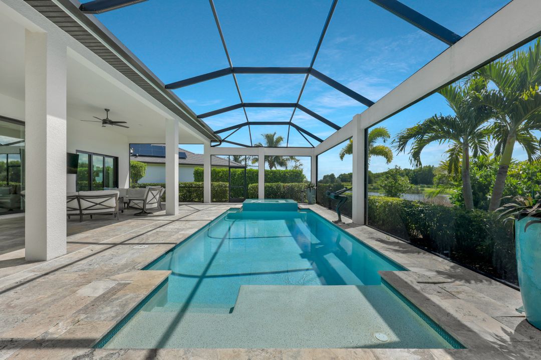 3126 Heather Glen Ct, Naples, FL 34114