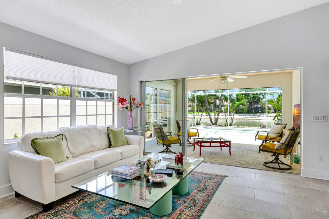 3128 Andorra Ct, Naples, FL 34109
