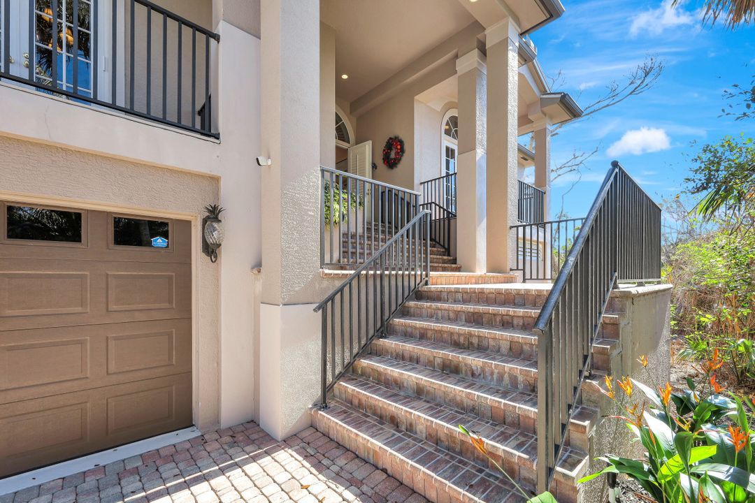 940 Sea Oats Ct, Marco Island, FL 34145