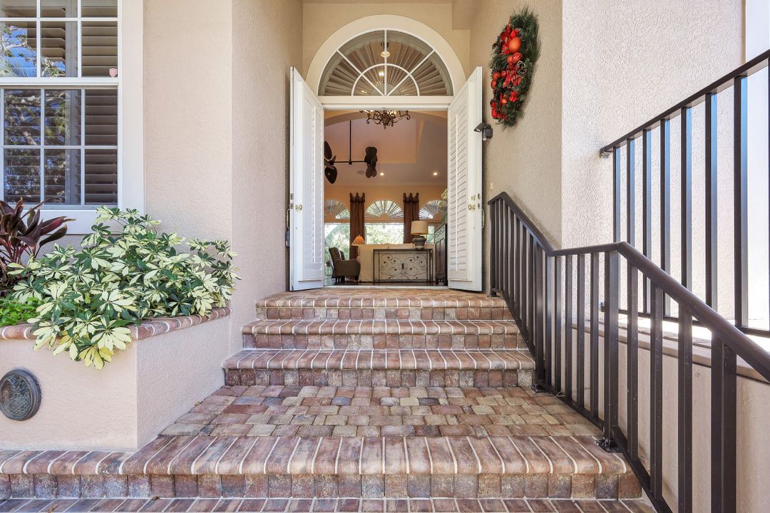 940 Sea Oats Ct, Marco Island, FL 34145