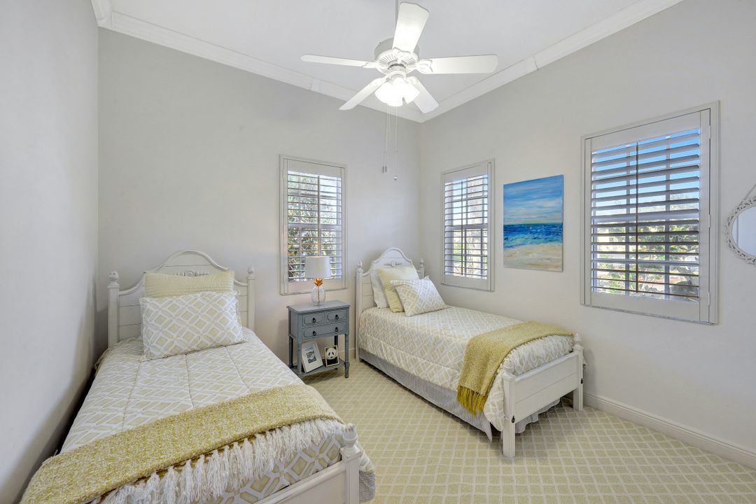 940 Sea Oats Ct, Marco Island, FL 34145