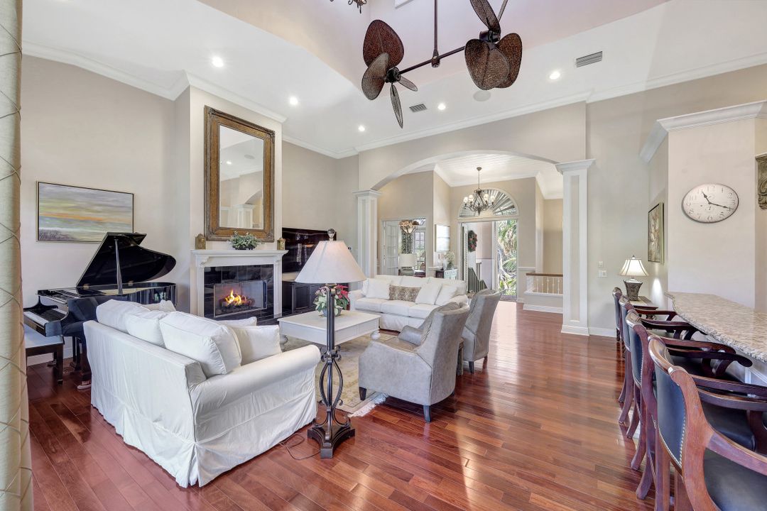 940 Sea Oats Ct, Marco Island, FL 34145