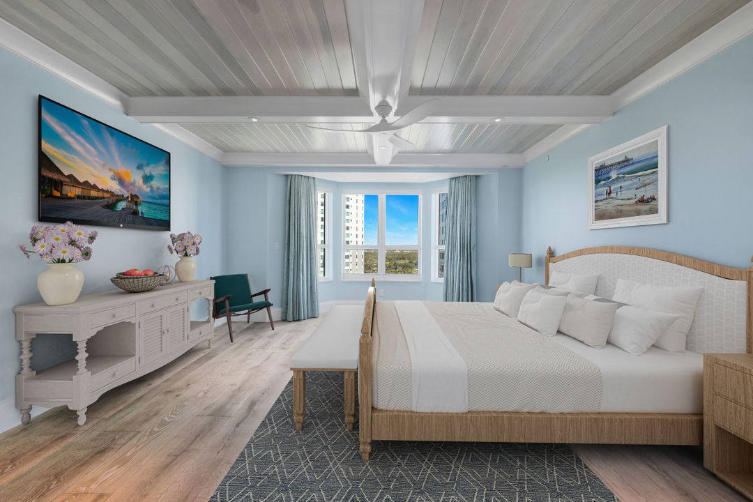 285 Grande Way #1006, Naples, FL 34110
