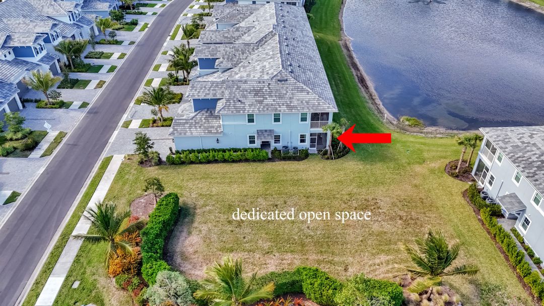 2647 Seychelles Cir #2204, Naples, FL 34112