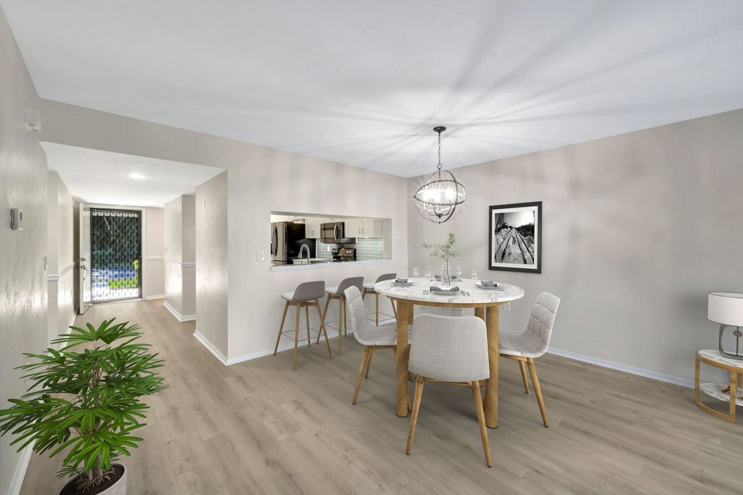 1227 Commonwealth Cir, Naples, FL 34116