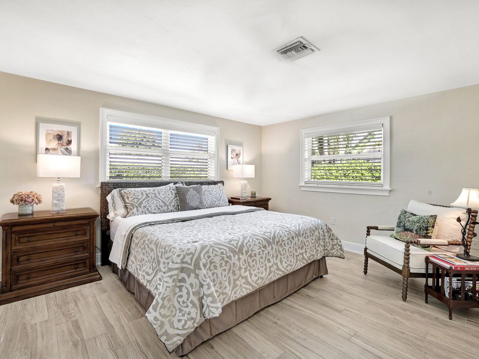 79 Burning Tree Dr, Naples, FL 34105