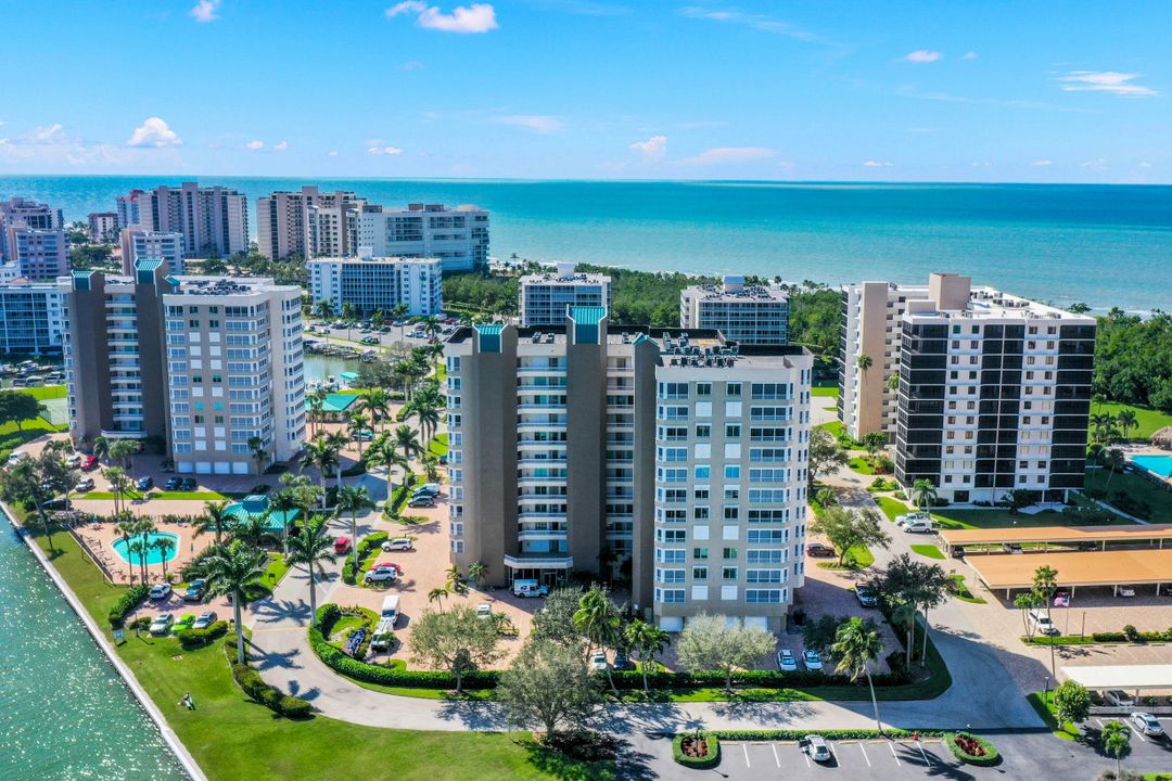 11 Bluebill Ave #1005, Naples, FL 34108