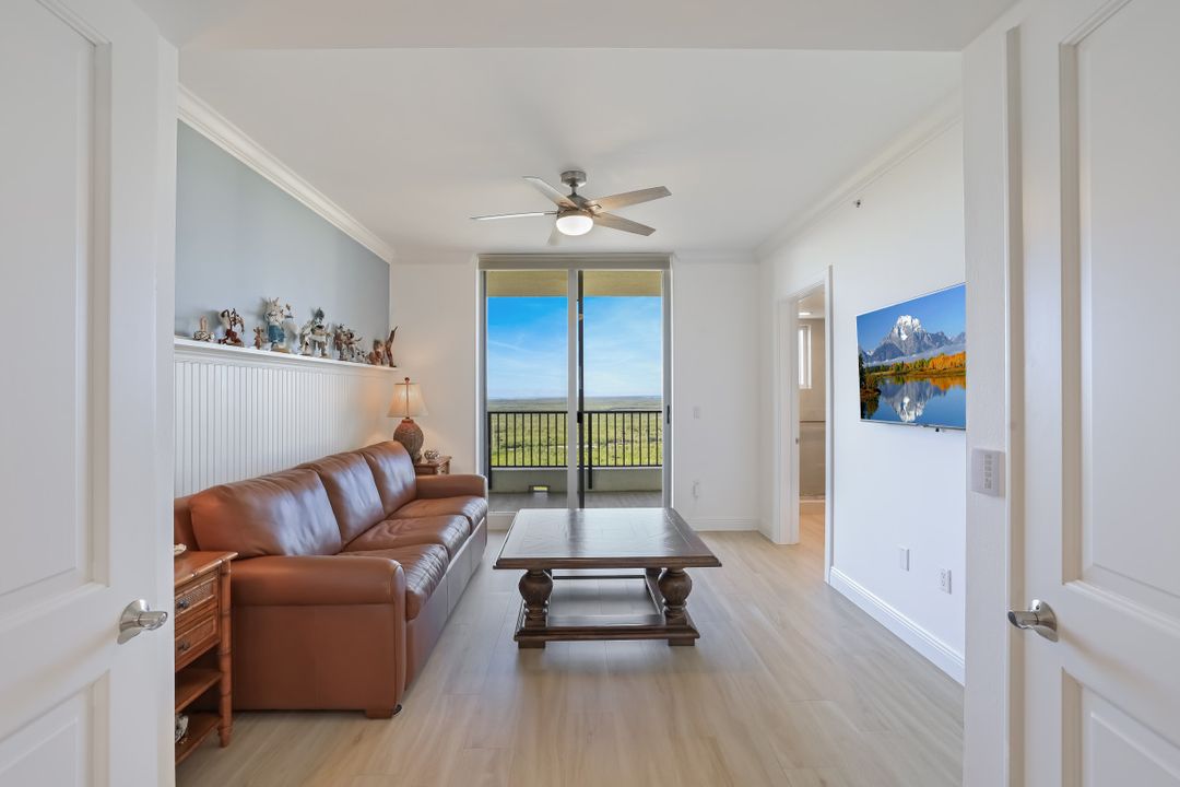 1050 Borghese Ln #1802, Naples, FL 34114