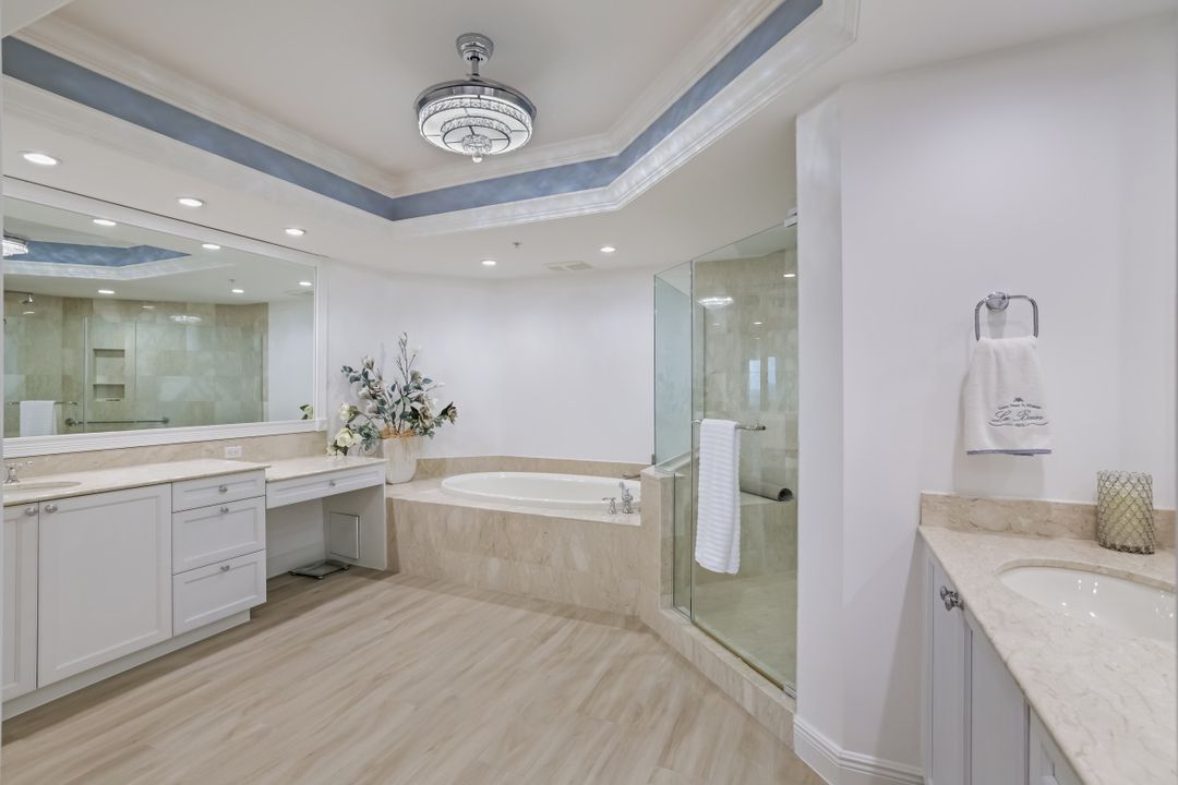 1050 Borghese Ln #1802, Naples, FL 34114