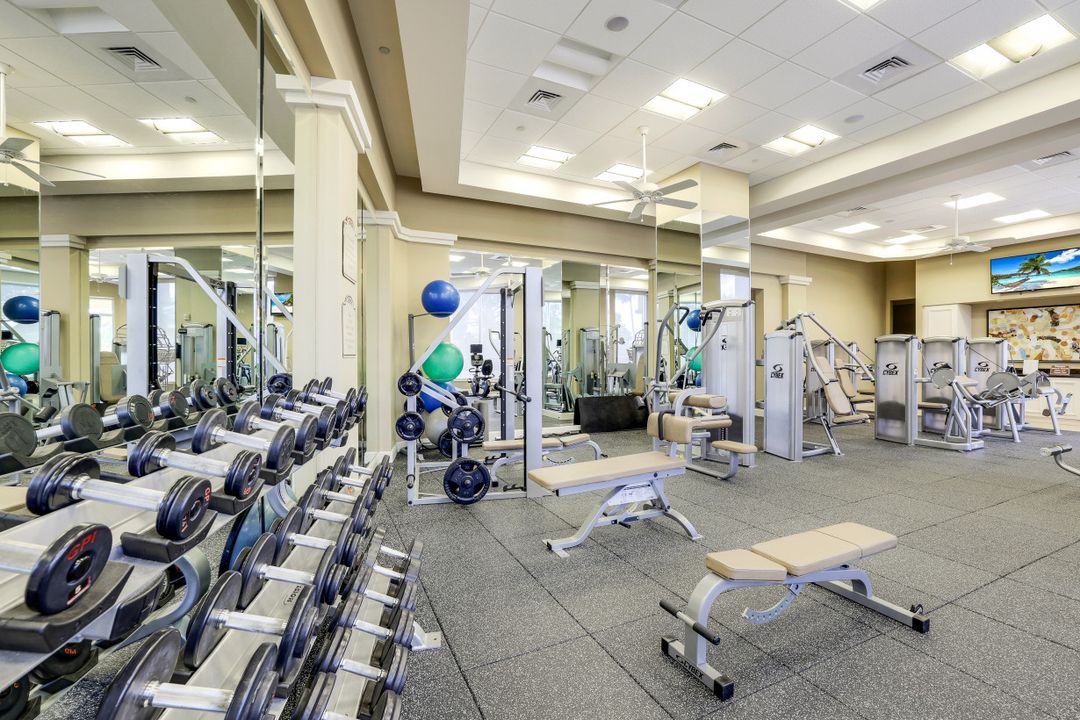 1050 Borghese Ln #1802, Naples, FL 34114