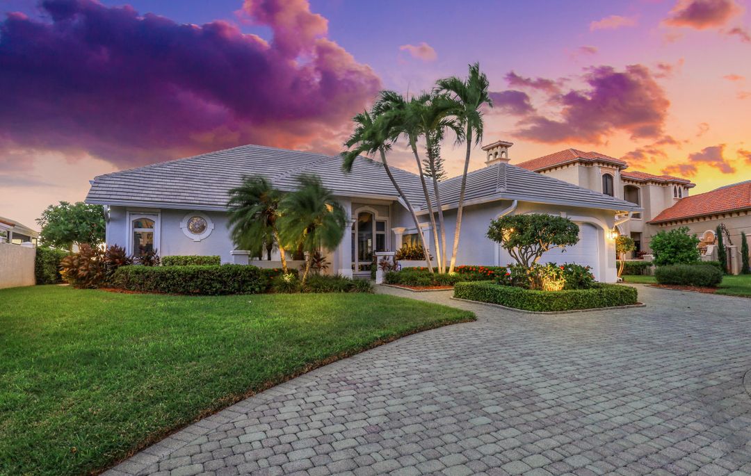 1076 Old Marco Ln, Marco Island, FL 34145