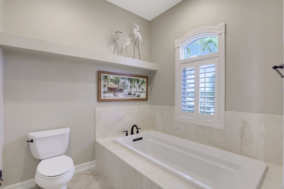 1076 Old Marco Ln, Marco Island, FL 34145