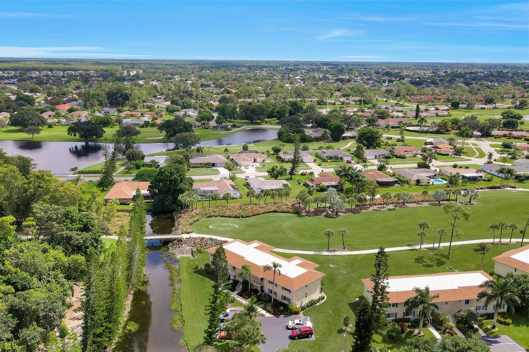 200 Albi Rd #4, Naples, FL 34112