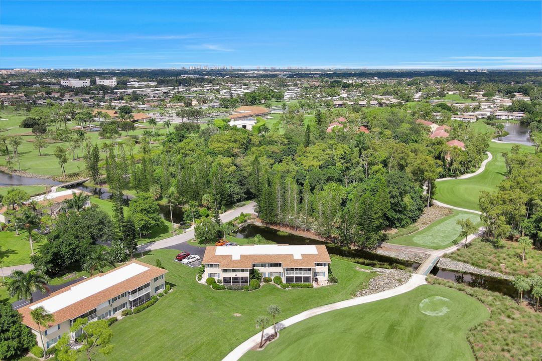 200 Albi Rd #4, Naples, FL 34112