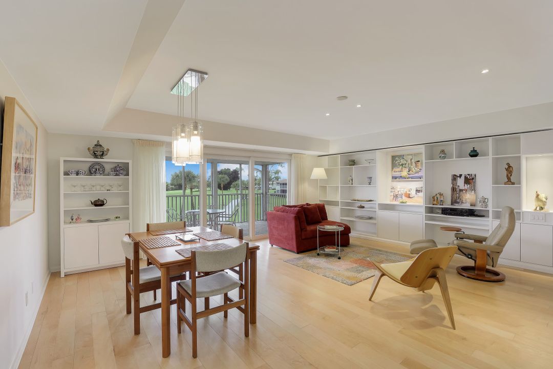 200 Albi Rd #4, Naples, FL 34112