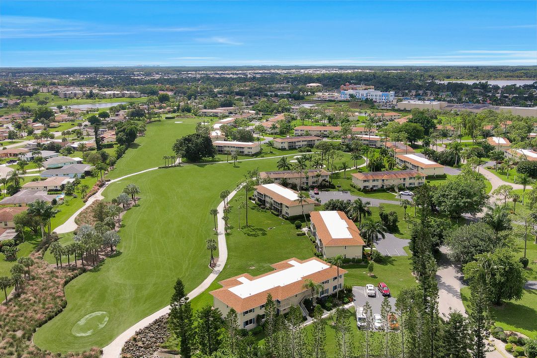 200 Albi Rd #4, Naples, FL 34112