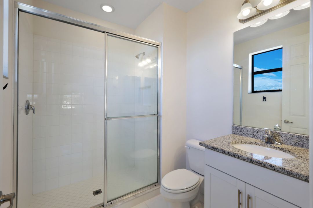 11727 Kati Falls Ln, Fort Myers, FL 33913