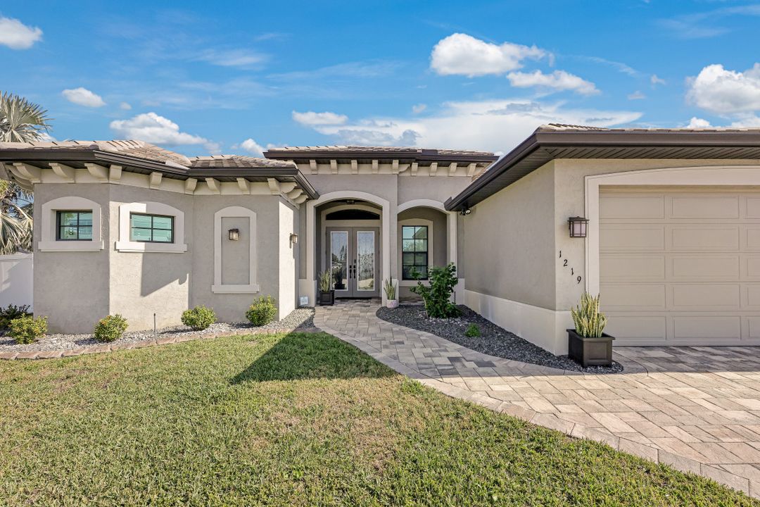 1219 NW 20th Pl, Cape Coral, FL 33993