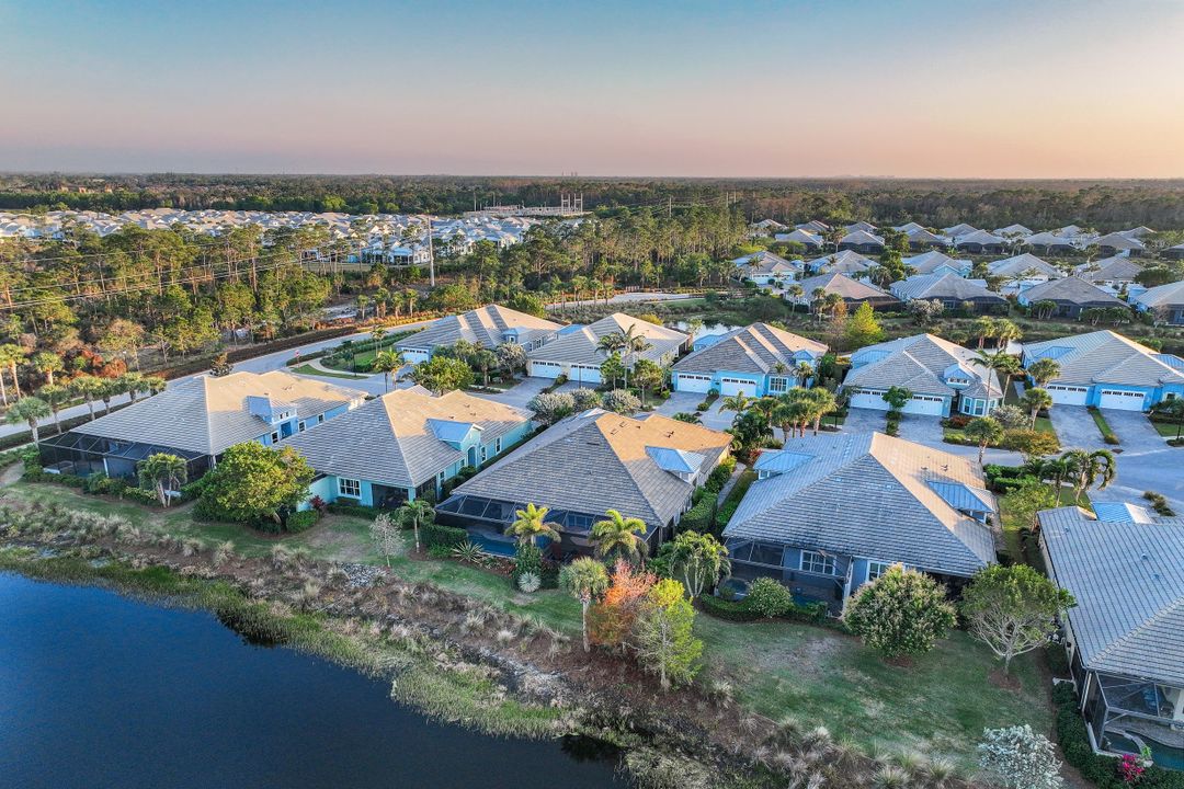 6927 Cay Ct, Naples, FL 34113