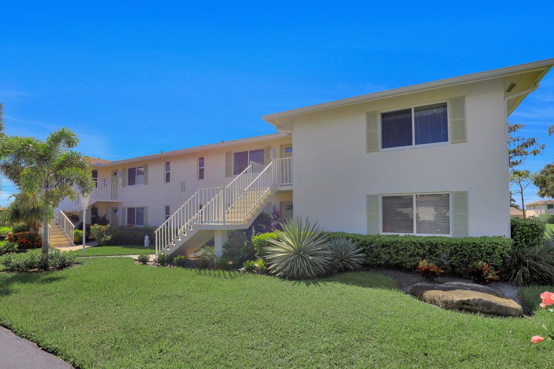 701 Teryl Rd #2232, Naples, FL 34112