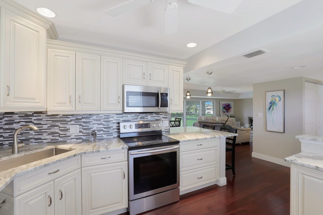 701 Teryl Rd #2232, Naples, FL 34112