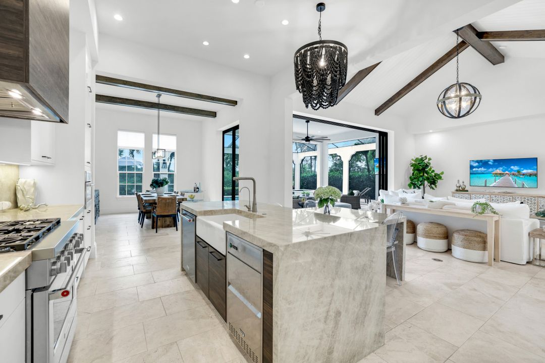 3234 Cullowee Lane, Naples, FL