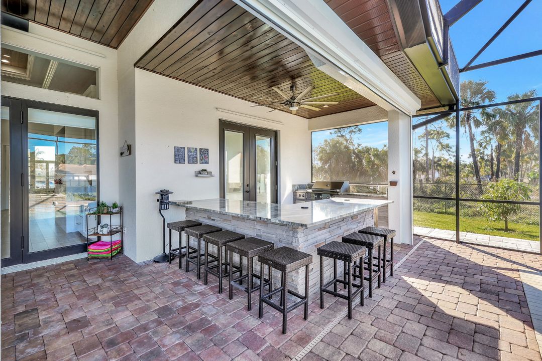 90 22nd Ave NW, Naples, FL 34120