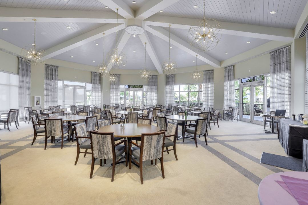 9493 Night Heron Ln, Naples, FL 34120