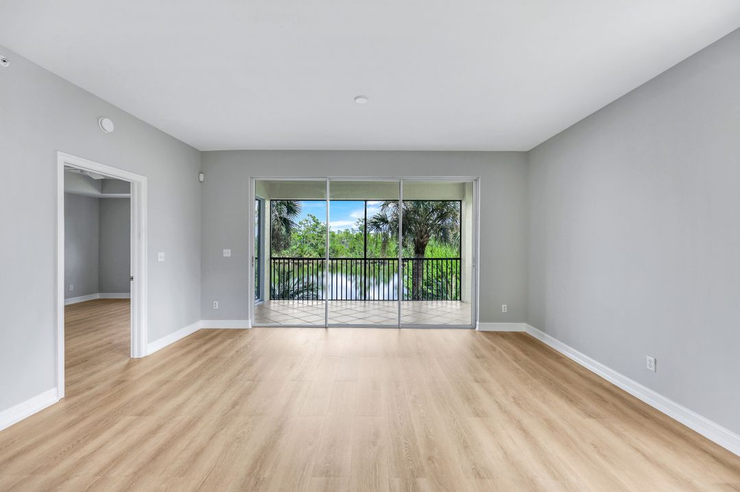 4640 Turnberry Lake Dr #206, Estero, FL 33928