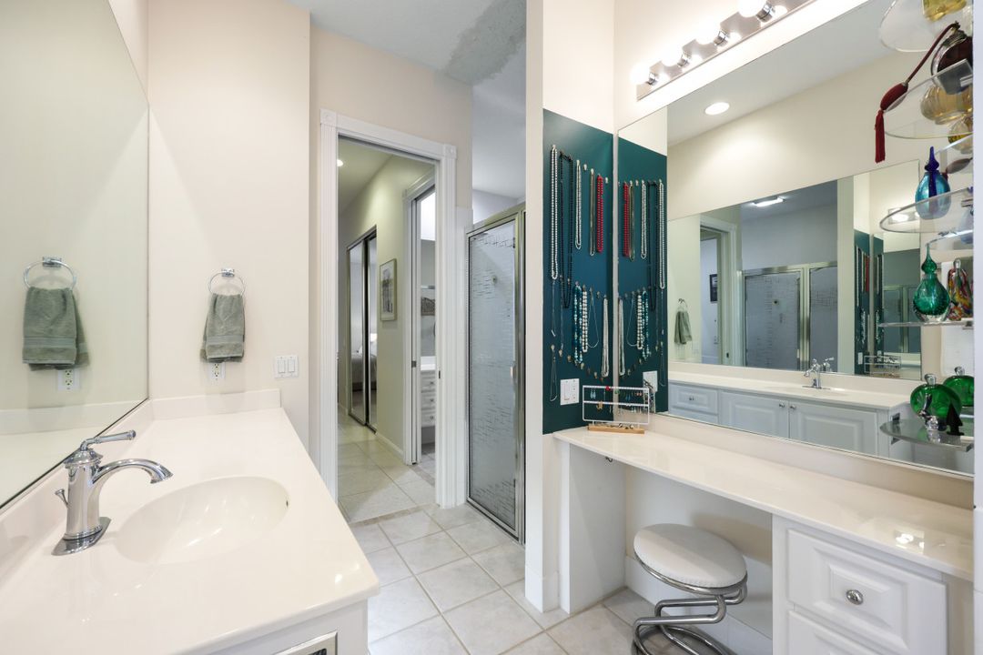 5972 Via Bella Ct, Naples, FL 34109
