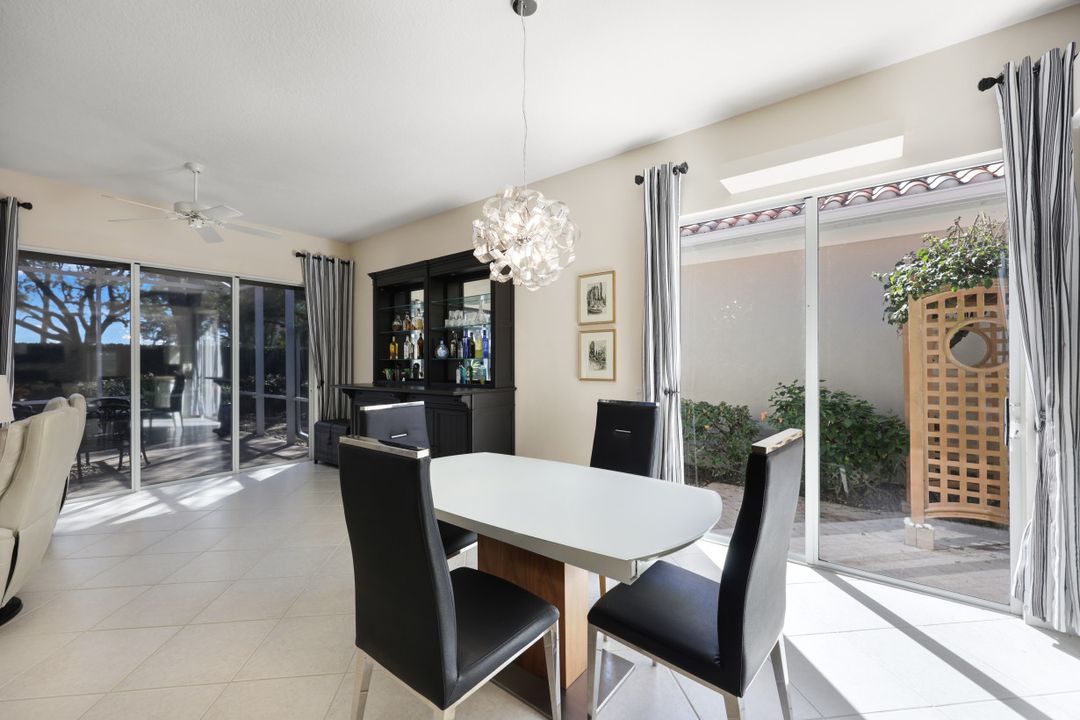 5972 Via Bella Ct, Naples, FL 34109